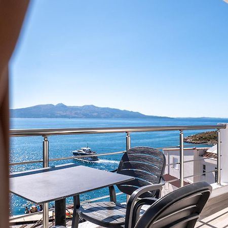 Erioni Hotel Sarande Bagian luar foto